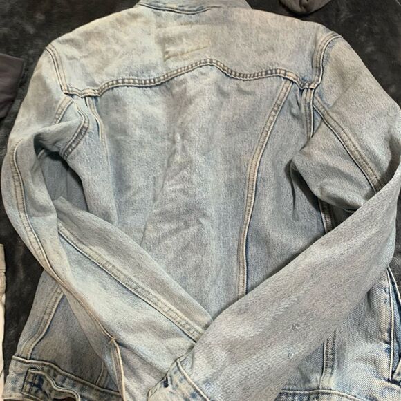 Levi’s vintage denim jacket evi's Original Trucker Jacket is a classic - Picture 3 of 4